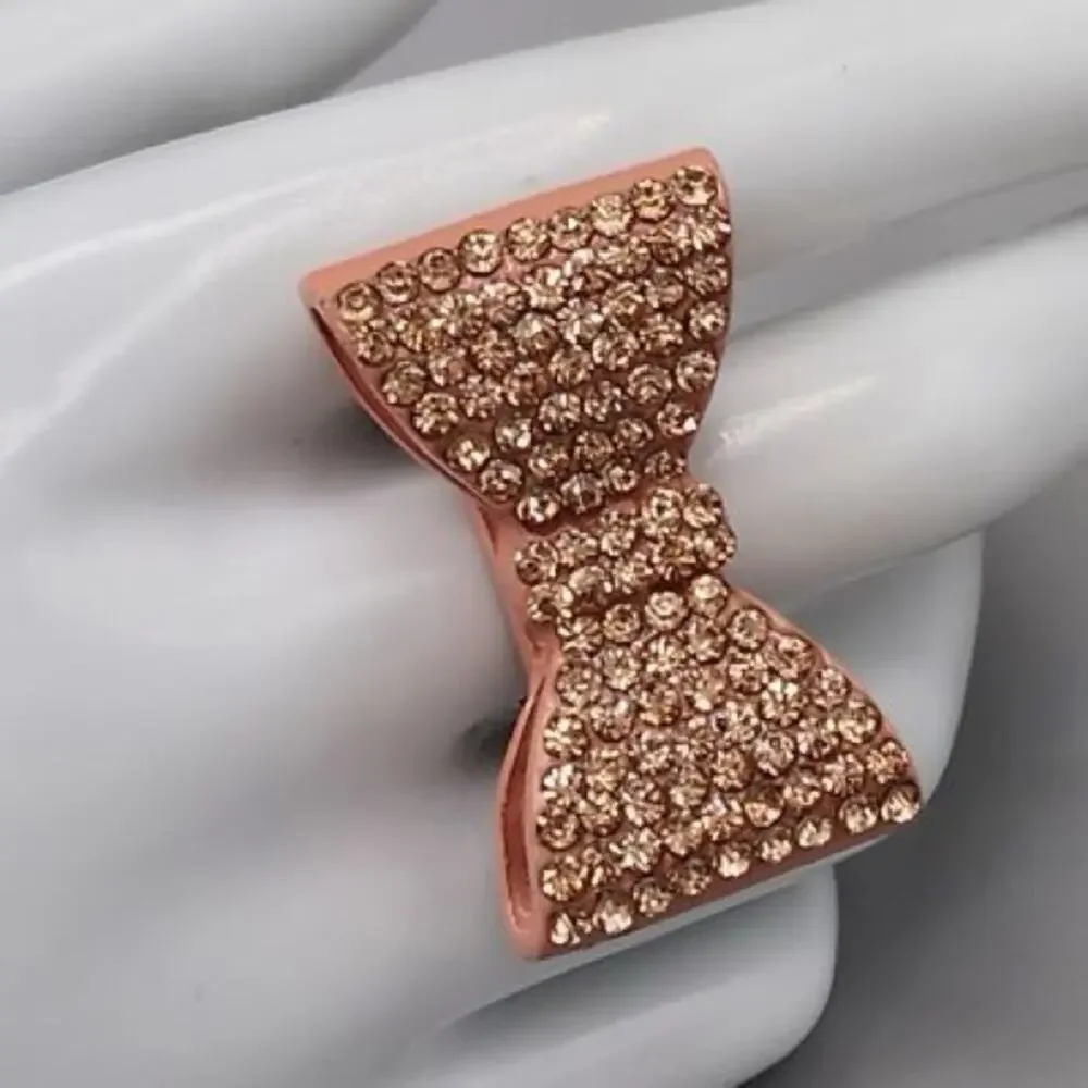 Vintage Ring Peachy Pink Bow Rhinestone Enamel Metal Ribbon Statement Stretch